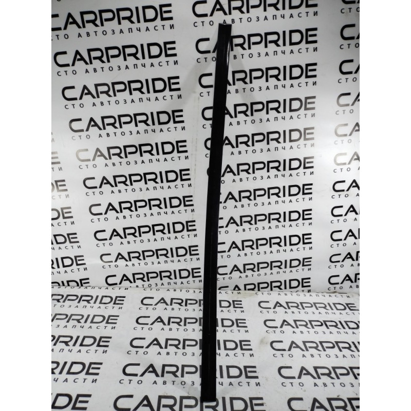 Молдинг двери внешний (кузов и элементы) Opel SIGNUM 1 2006 2.2 YH 13101648