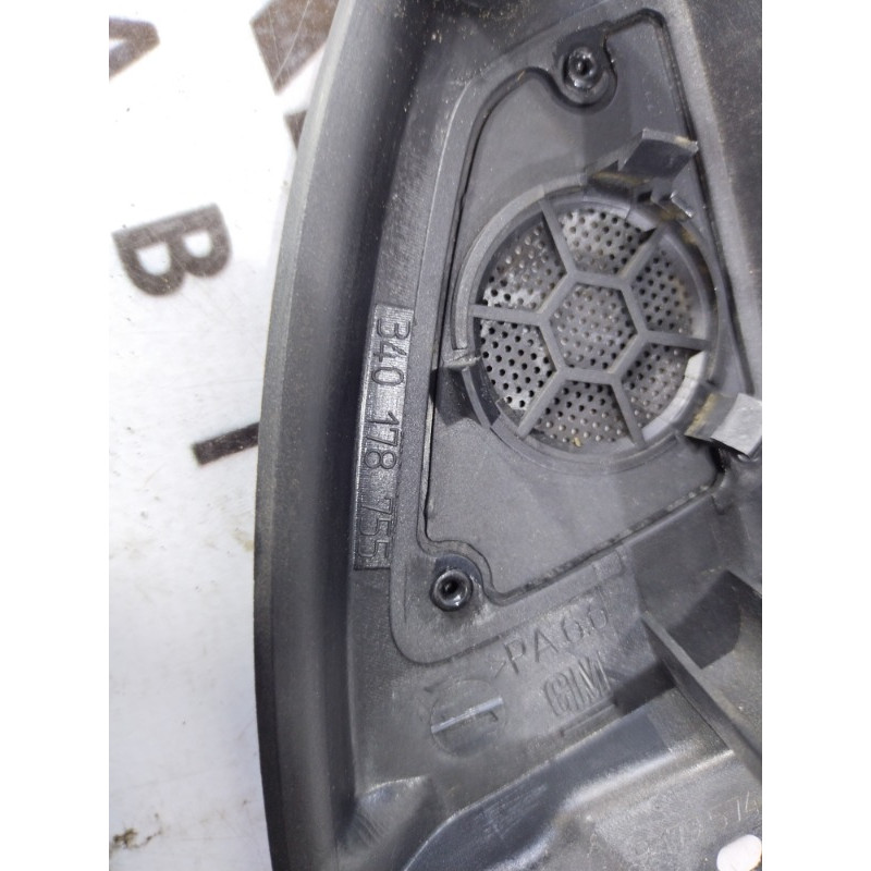 Молдинг двери (уголок) внутренний (кузов и элементы) Opel SIGNUM 1 2006 2.2 YH 340178755