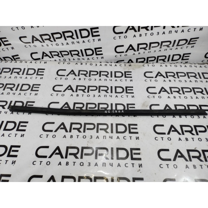 Молдинг стекла внутренний (наружные элементы кузова) BMW X5 E53 M57d30