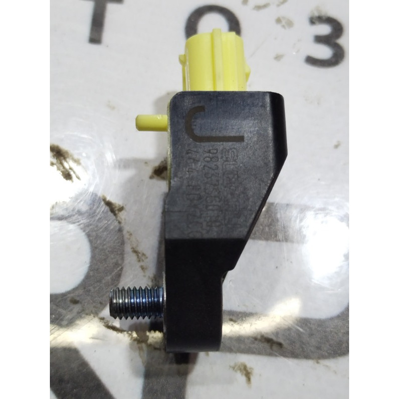 Датчик удара (электрика / датчики) Subaru Forester SJ 2014 2.5 98237sg010