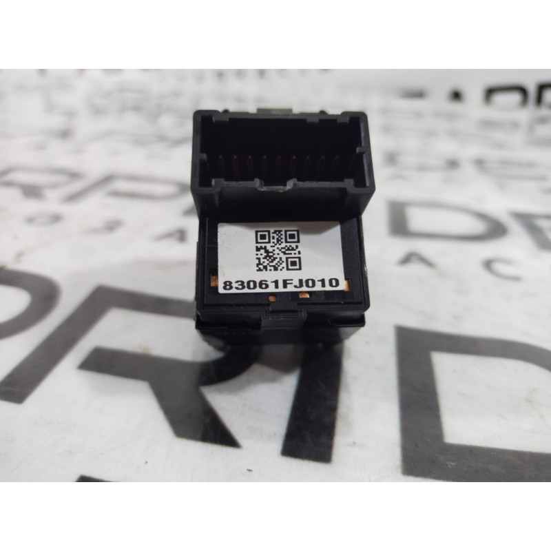 Блок управления зеркалами (электрика / блок управления) Subaru Forester SJ 2014 2.5 83061fj010