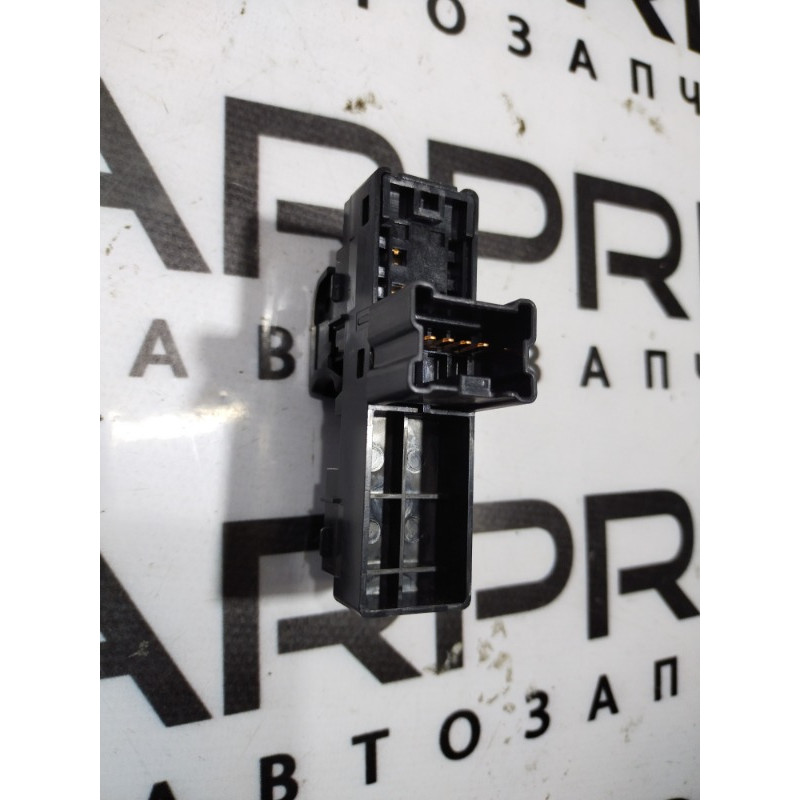 Кнопка стеклоподъемника (электрика / кнопки) Subaru Forester SJ 2015 2.5 83071sg100