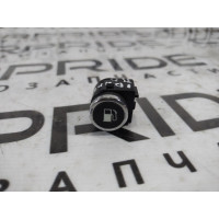 Кнопка відкриття лючка паливного бака