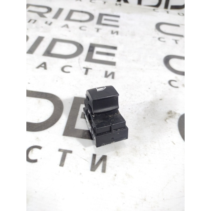 Кнопка склопідйомника (електрика / кнопки) BMW 3-series F30 2013 N20B20 61319208107