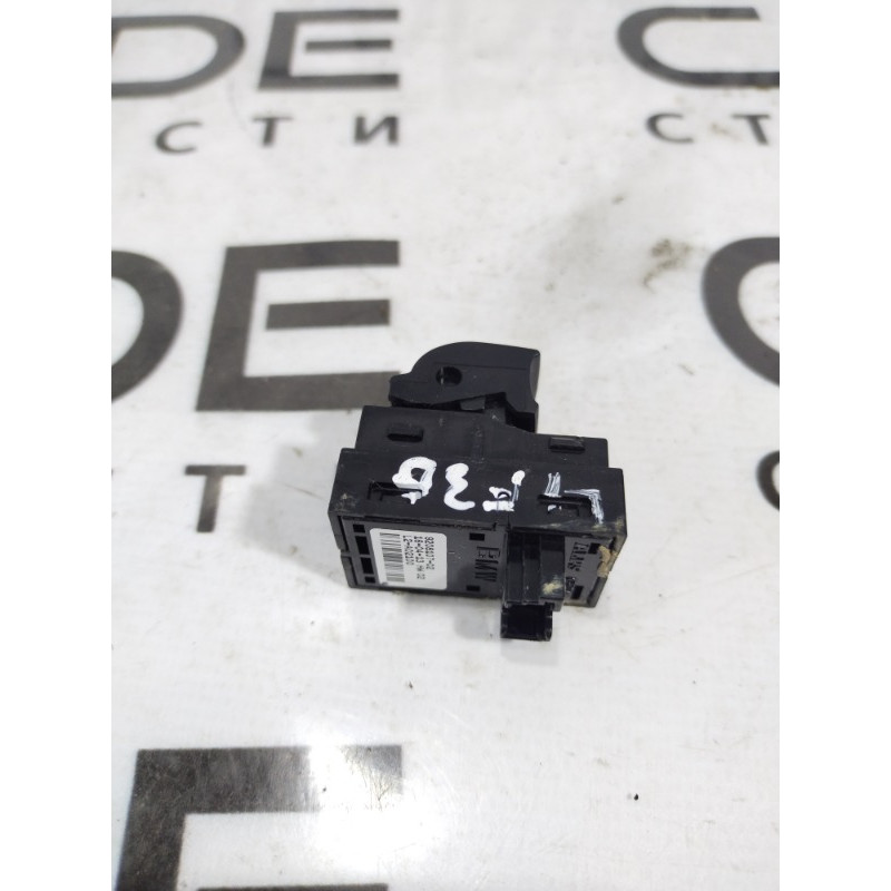 Кнопка склопідйомника (електрика / кнопки) BMW 3-series F30 2013 N20B20 61319208107