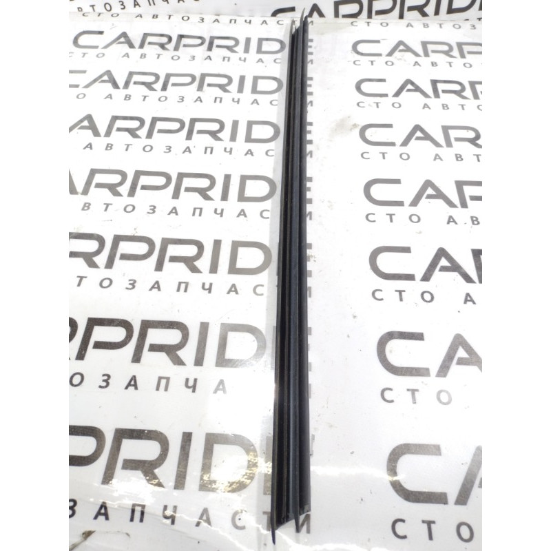 Молдинг стекла внутренний (наружные элементы кузова) BMW 3-series F30 2013 N20B20 51337258300