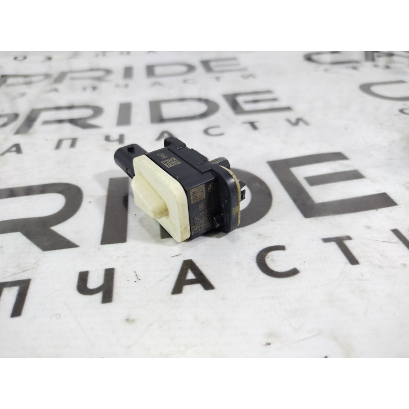 Датчик удара (электрика / датчики) BMW 3-series F30 2013 N20B20 65779217711