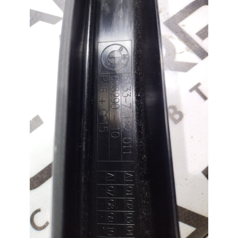 Накладка двери внутренняя (салон) BMW 5-series F10 2011 N63B44 51337182011