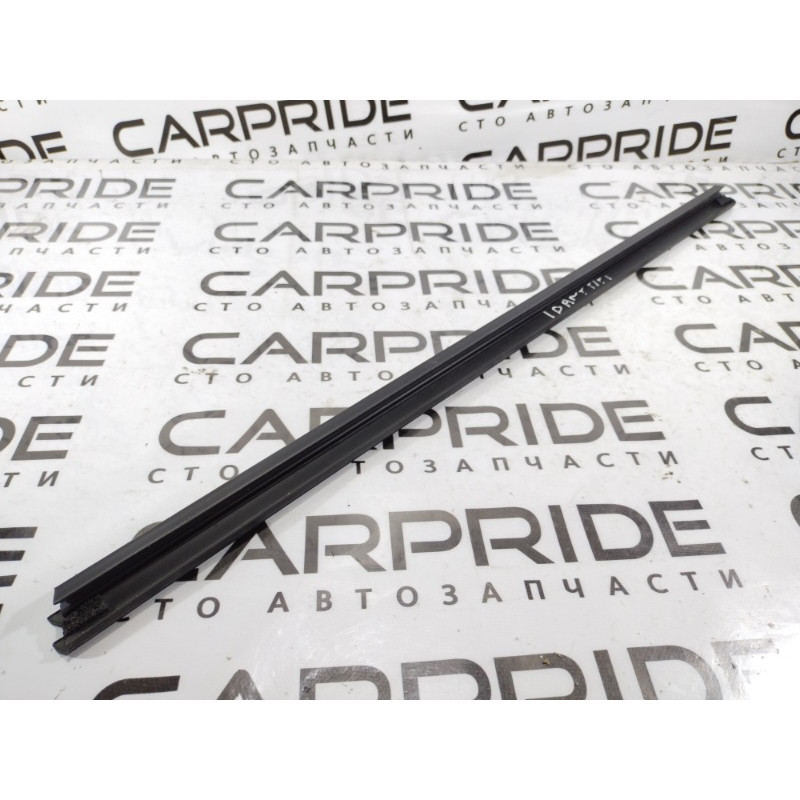 Молдинг стекла внутренний (наружные элементы кузова) Dodge Dart PF 2014 2.4 68082798AC