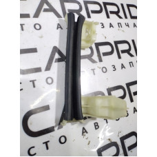 Направляющая стекла двери