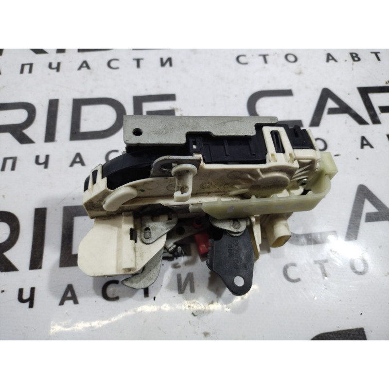 Замок дверей (кузов і елементи) Jeep Compass MK49 2014 2.4 04589650ad
