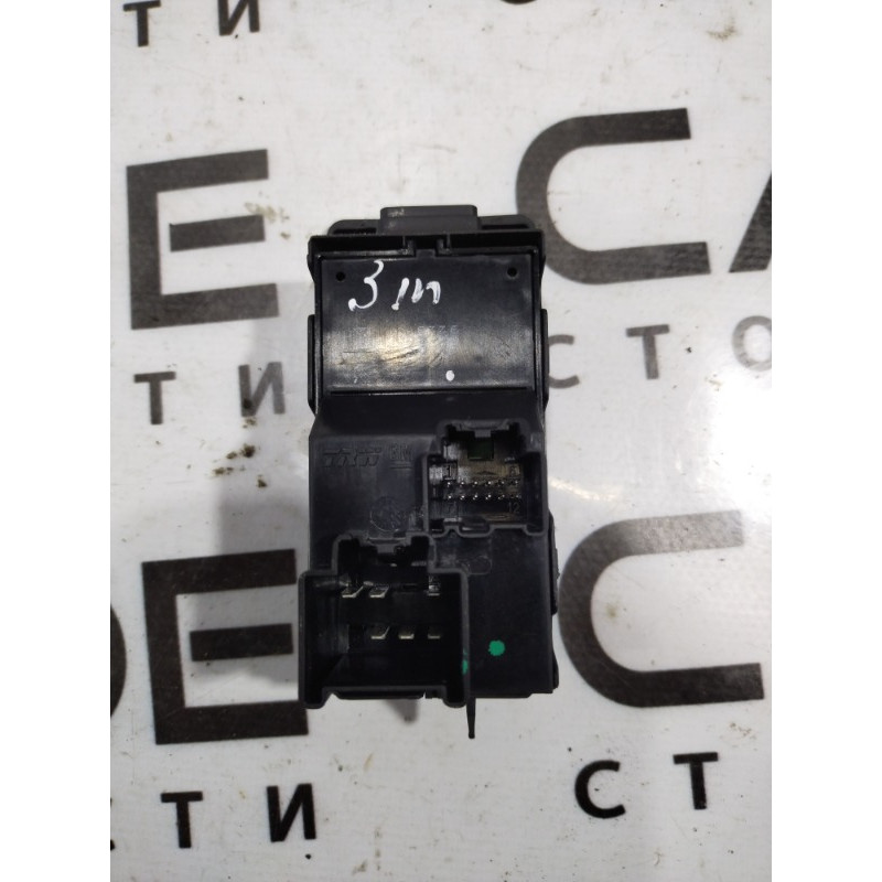 Кнопка стеклоподъемника (электрика / кнопки) Opel Insignia A 2009 2.0 DTH 13301884