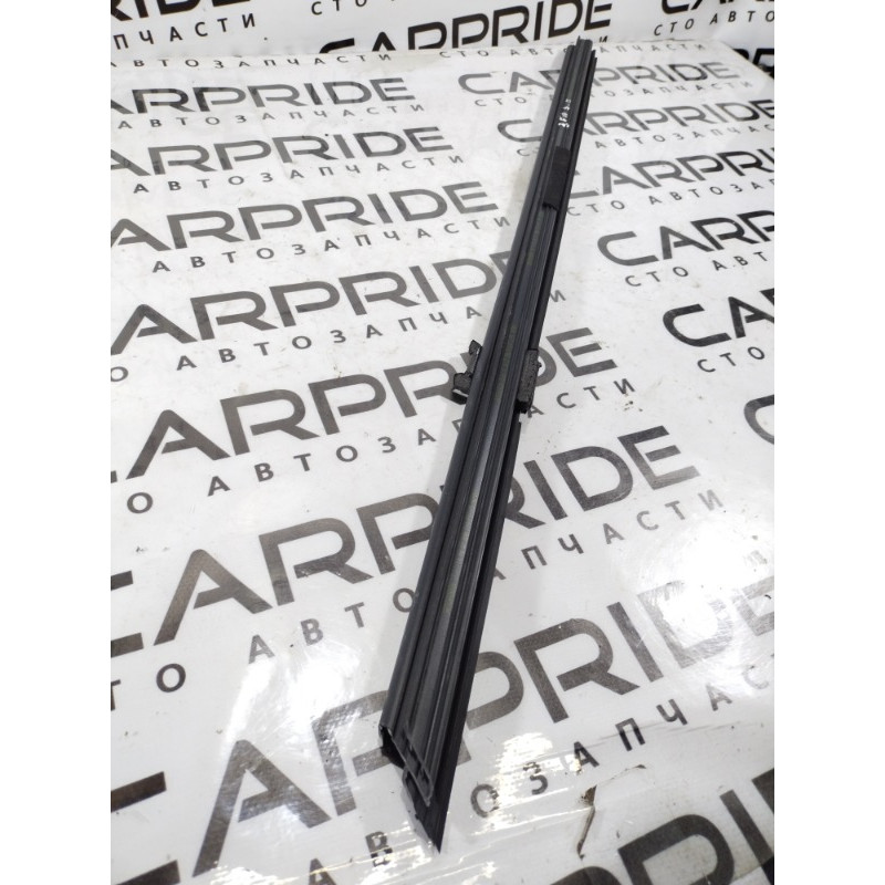 Молдинг стекла внутренний (наружные элементы кузова) BMW 5-series F10 2011 N63B44 51357182290