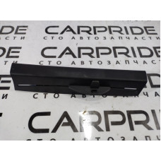 Солнцезащитная шторка