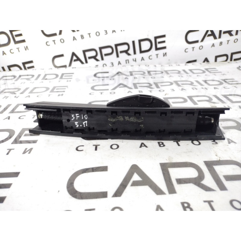 Солнцезащитная шторка (салон) BMW 5-series F10 2011 N63B44 51359171786