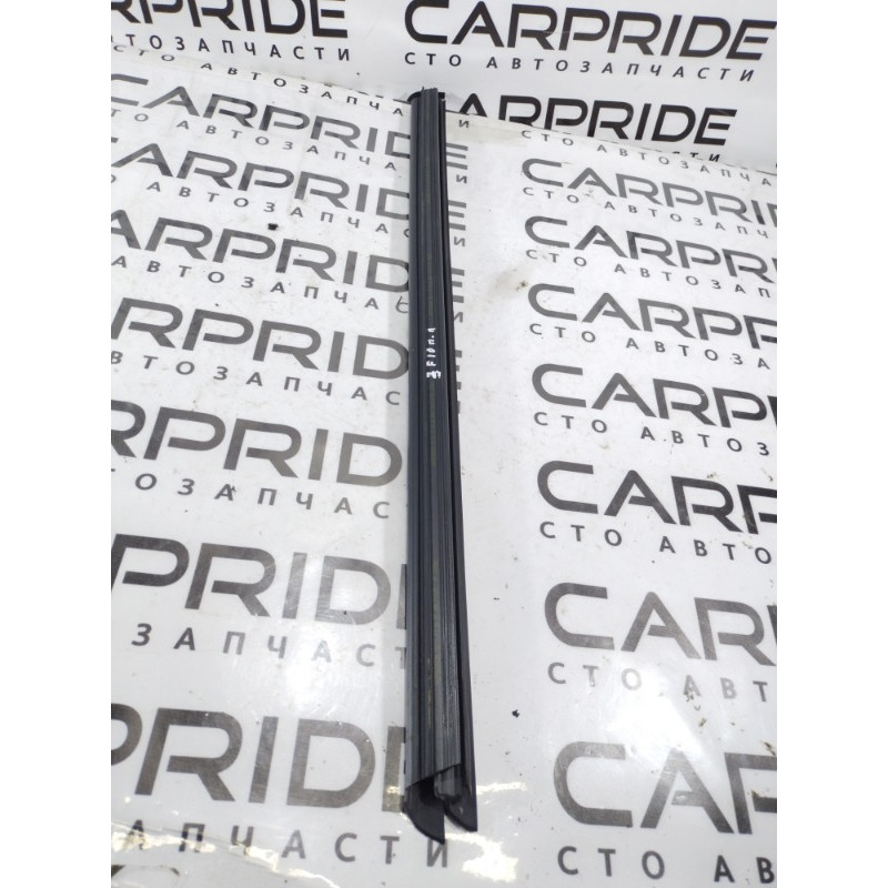 Молдинг стекла внутренний (наружные элементы кузова) BMW 5-series F10 2011 N63B44 51337182277