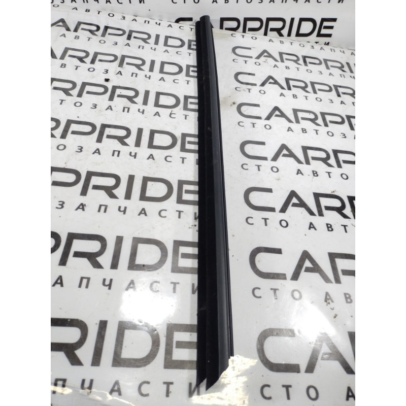 Молдинг стекла внутренний (наружные элементы кузова) BMW 5-series F10 2011 N63B44 51337182277