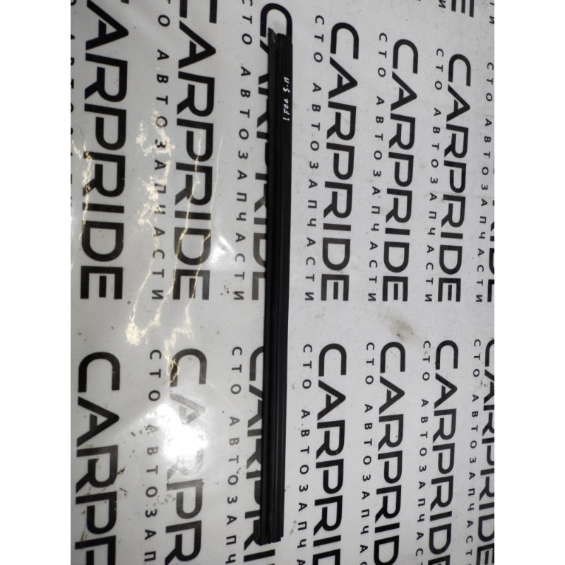 Молдинг стекла внутренний (наружные элементы кузова) FORD Focus MK3 2015 2.0 CV6Z-5825860-A