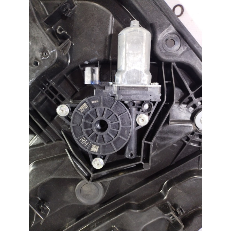 Механизм стеклоподъемника с мотором (кузов и элементы) Hyundai Sonata LF 2015 2.4 83481C2000
