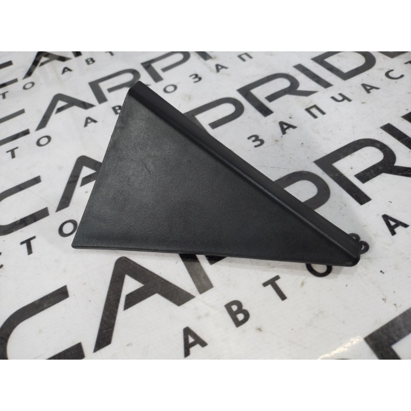 Молдинг двери (уголок) внутренний (кузов и элементы) Hyundai Sonata LF 2015 2.4 83920C1000TRY