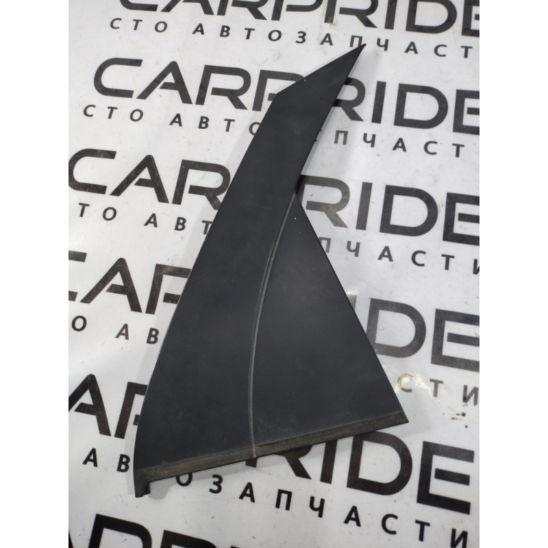 Молдинг двери (уголок) внешний (наружные элементы кузова) Opel Vectra C 2005 2.2 SE 2160452