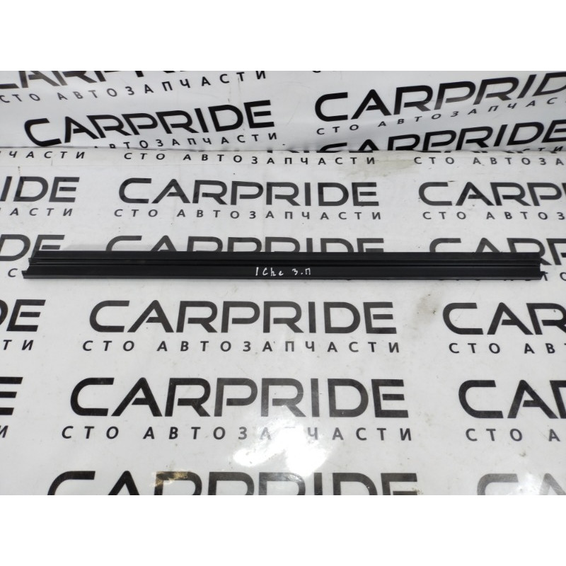 Молдинг стекла внутренний (наружные элементы кузова) Jeep Cherokee KL 2014 2.4 68103096AB