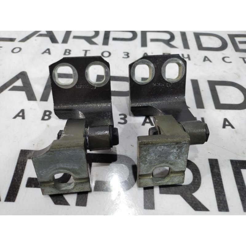 Петля дверей (кузов і елементи) Jeep Cherokee KL 2014 2.4 68140734AB