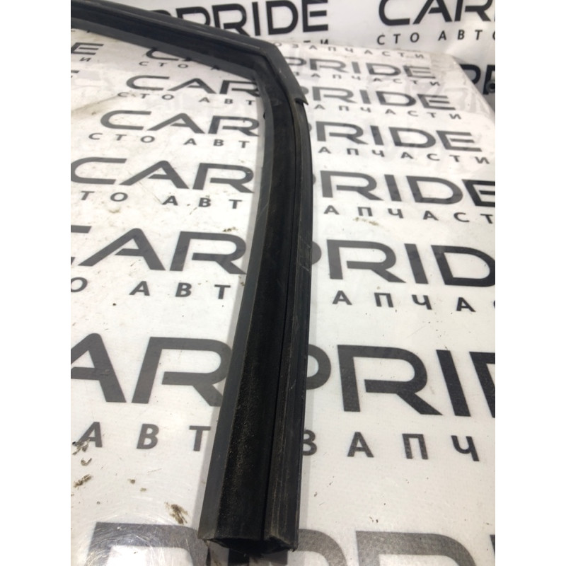 Уплотнитель проема двери (кузов и элементы) Jeep Patriot MK74 2012 2.4 5067768AD