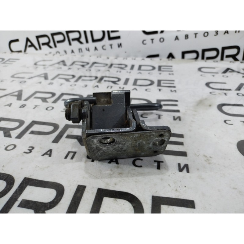 Петля двери (кузов и элементы) AUDI A6 C5 2001 2.5 AKE 4b0833412e