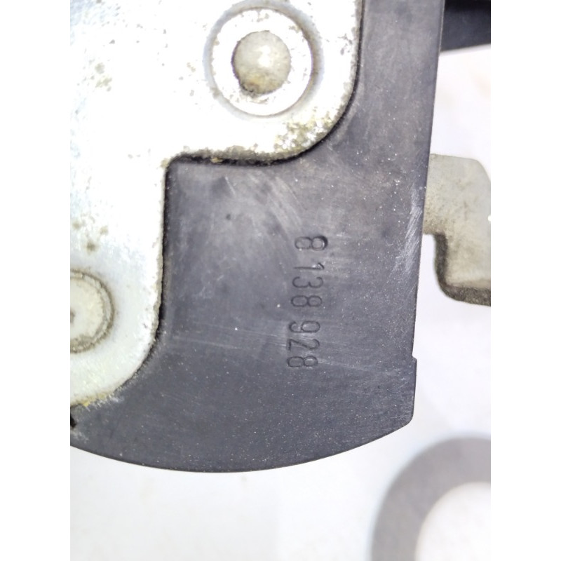 Замок двери (кузов и элементы) BMW 5-series E34 1994 M50B25 51228138928