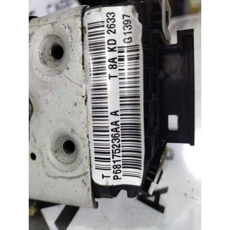 Замок двери (кузов и элементы) Dodge Dart PF 2014 2.4 68175236aa