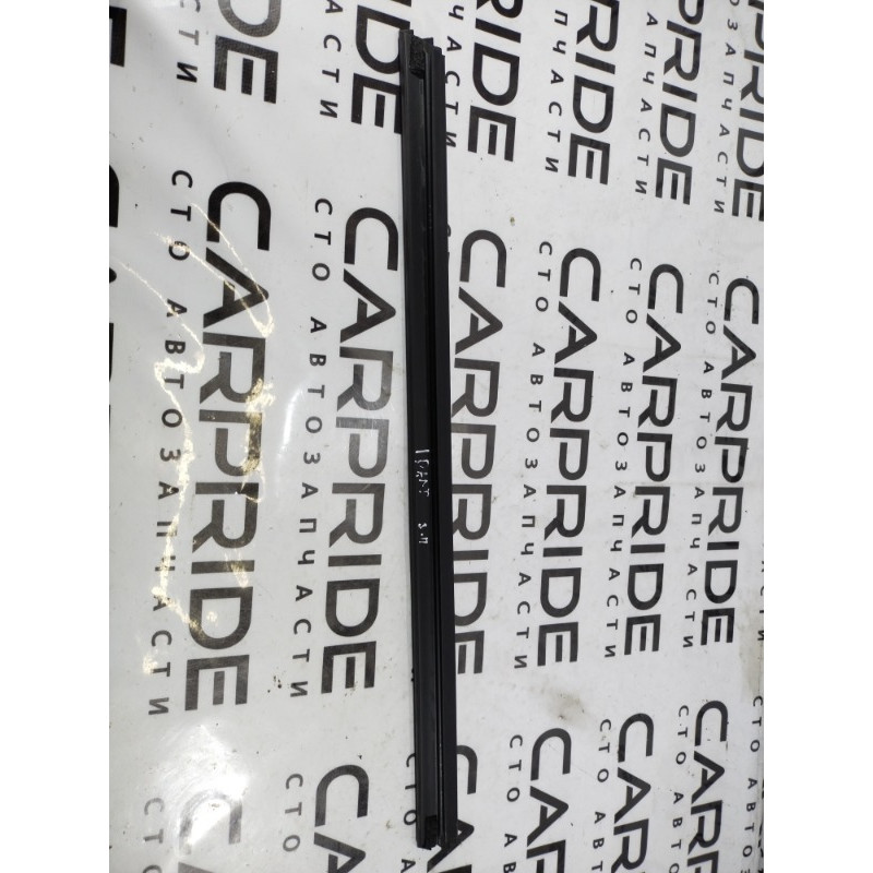 Молдинг стекла внутренний (наружные элементы кузова) Dodge Dart PF 2014 2.4 68082818AC