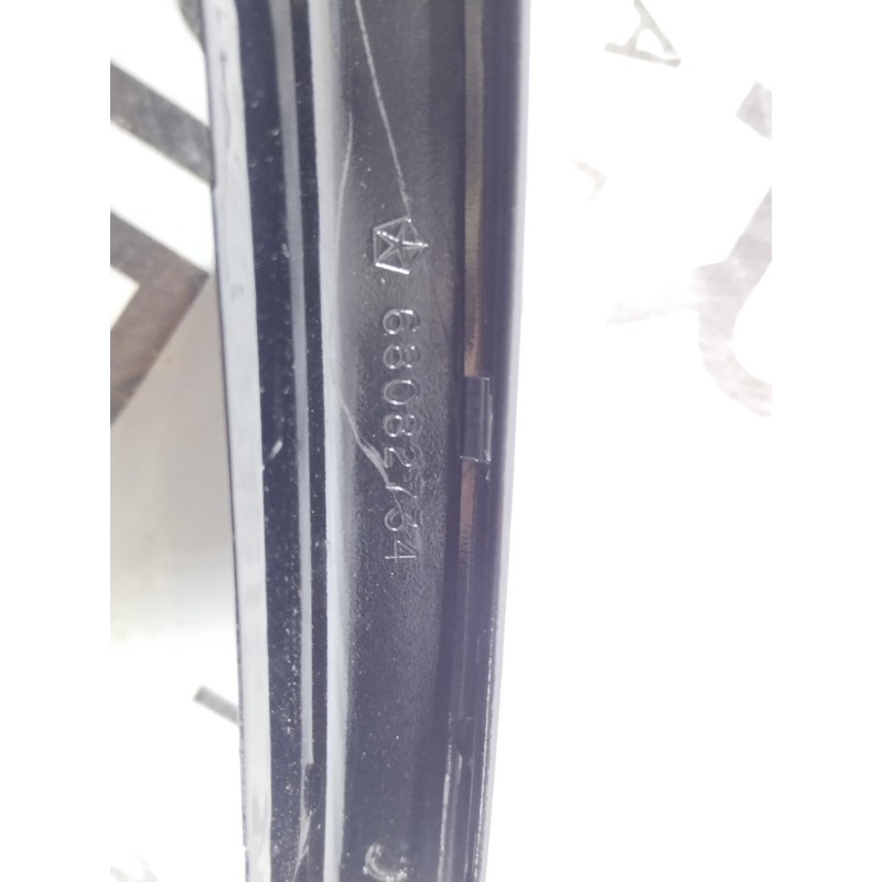 Накладка двери боковая (кузов и элементы) Dodge Dart PF 2014 2.4 68082734AC