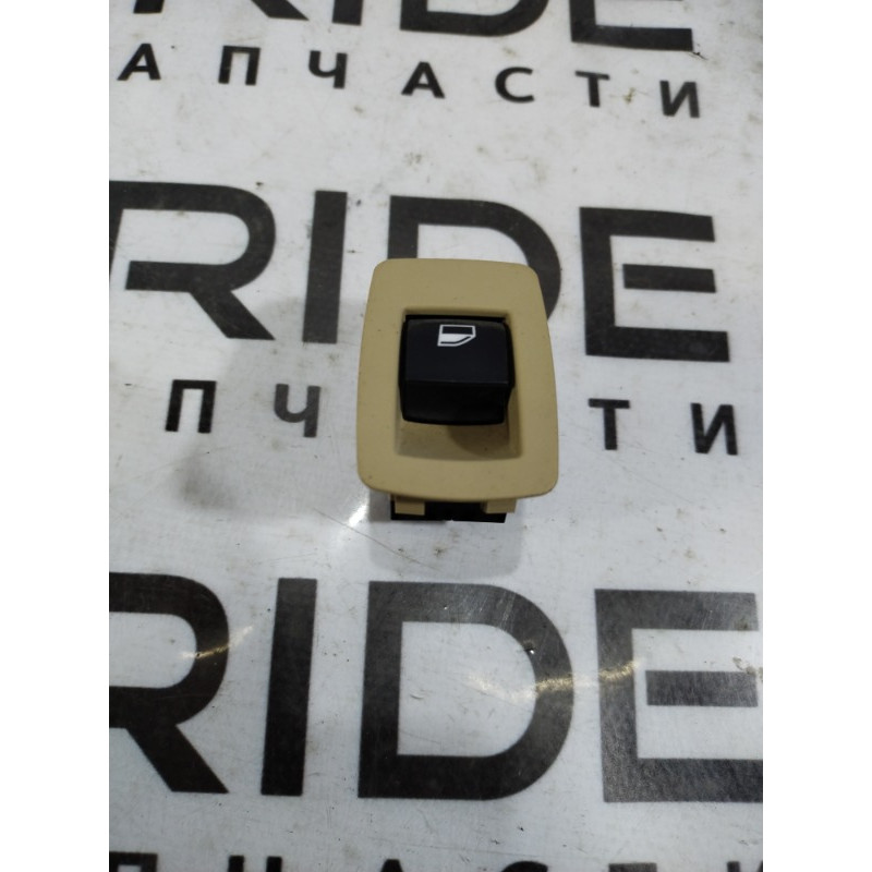 Кнопка стеклоподъемника (электрика / кнопки) BMW 3-series F30 2013 N20B20 61319241648