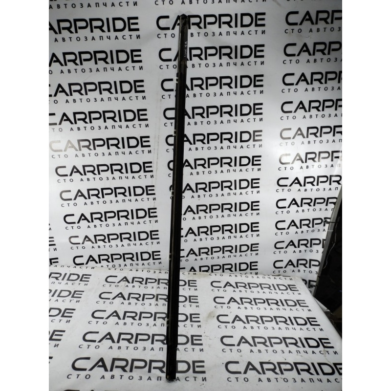 Молдинг двери внешний (кузов и элементы) Hyundai Sonata LF 2015 2.4 82220C1000