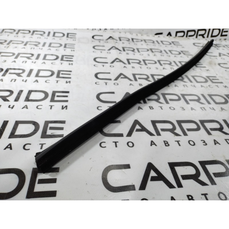 Уплотнитель проема двери (кузов и элементы) Hyundai Sonata LF 2015 2.4 82241C1000