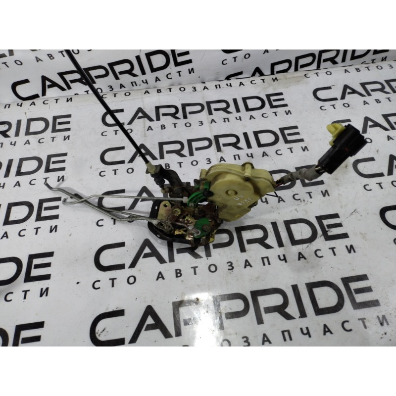 Замок двери (кузов и элементы) KIA Sorento BL 2005 2.5 CRDI 813203E010