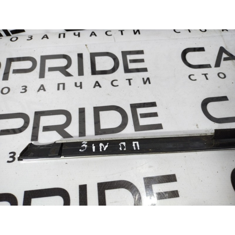 Молдинг двери внешний (кузов и элементы) Opel Insignia A 2009 2.0 DTH 13228108