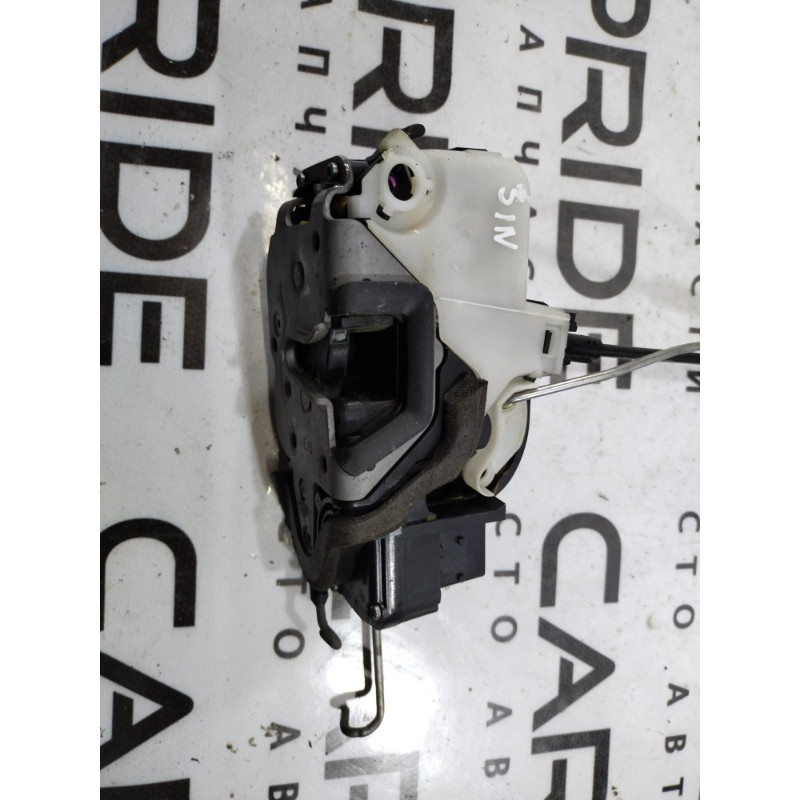 Замок двери (кузов и элементы) Opel Insignia A 2009 2.0 DTH 13503782