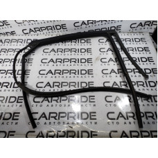 Уплотнитель проема двери