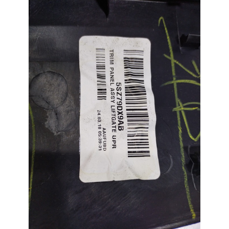 Обшивка крышки багажника (салон) Jeep Compass MP 2018 2.4 5sz79dx9ab