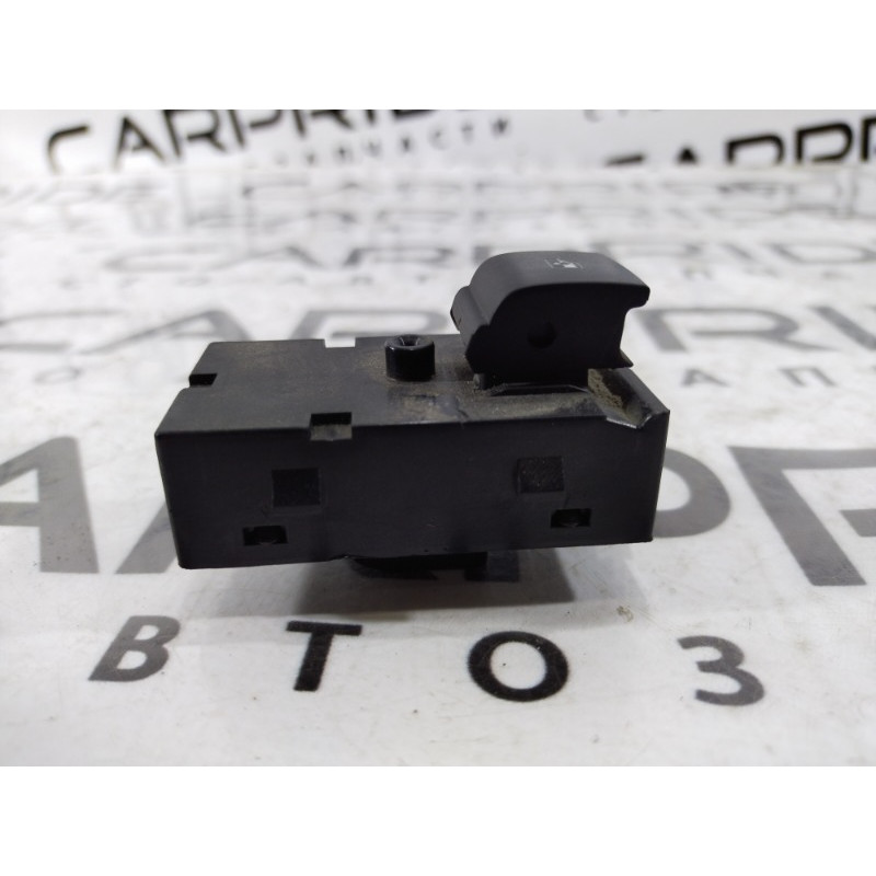 Кнопка стеклоподъемника (электрика / кнопки) Opel Insignia A 2009 2.0 DTH 13301888