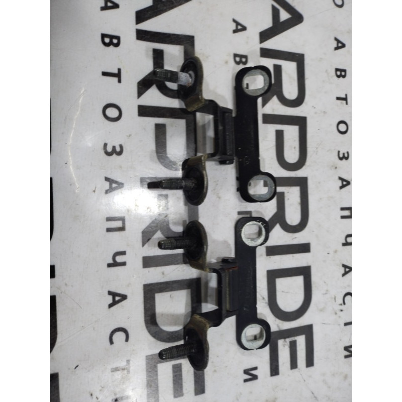 Петля багажника (кузов и элементы) Jeep Patriot MK74 2012 2.4