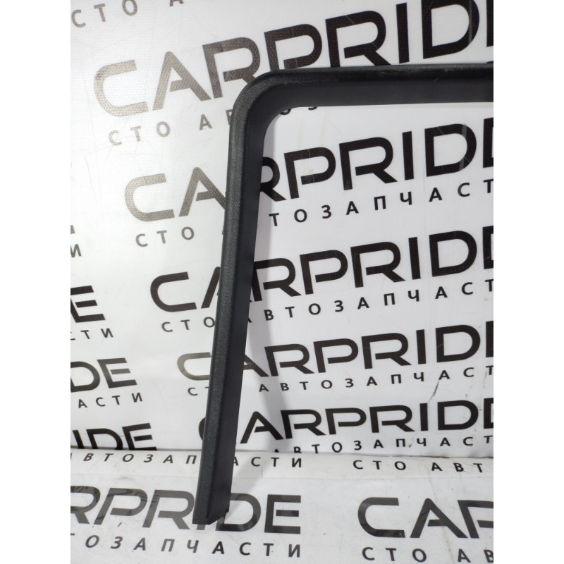 Молдинг стекла внутренний (наружные элементы кузова) BMW 5-series E34 51341946946