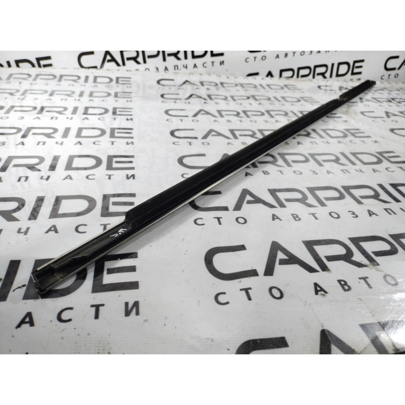 Молдинг двери внешний (кузов и элементы) Opel Insignia A 2009 2.0 DTH 13228113