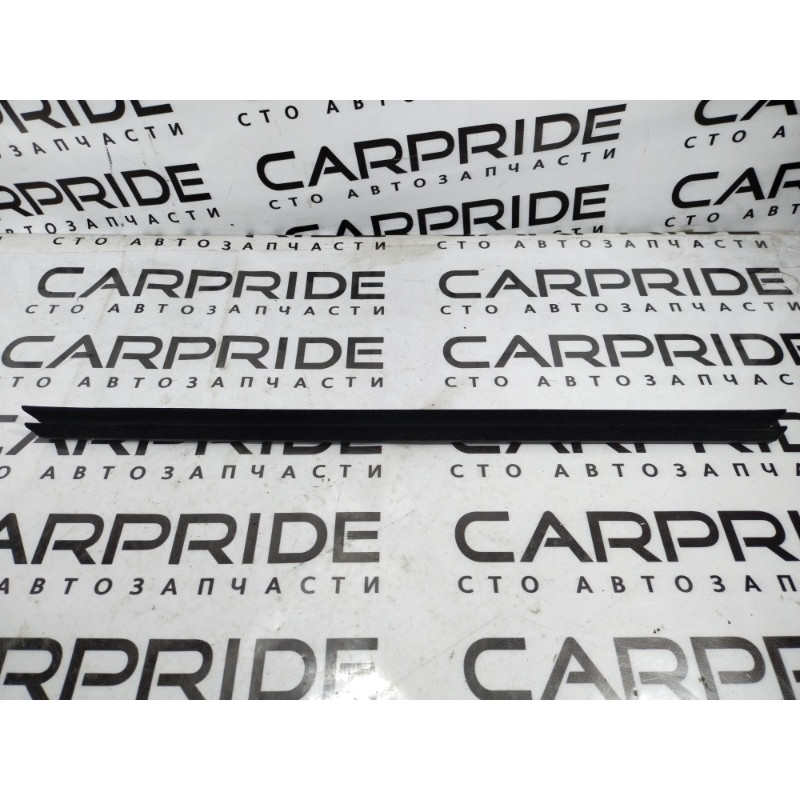 Молдинг стекла внутренний (наружные элементы кузова) FORD Focus MK3 2014 2.0 CV6Z-5825860-A