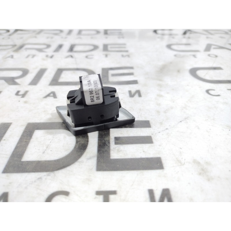 Кнопка блокировки центрального замка (электрика / кнопки) Audi Q5 8R 8r2962108a