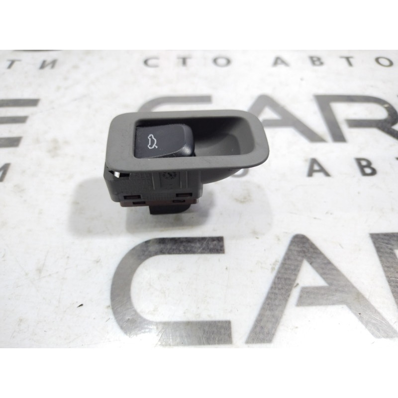 Кнопка открывания крышки багажника (электрика / кнопки) Audi Q5 8R 8k0959831a