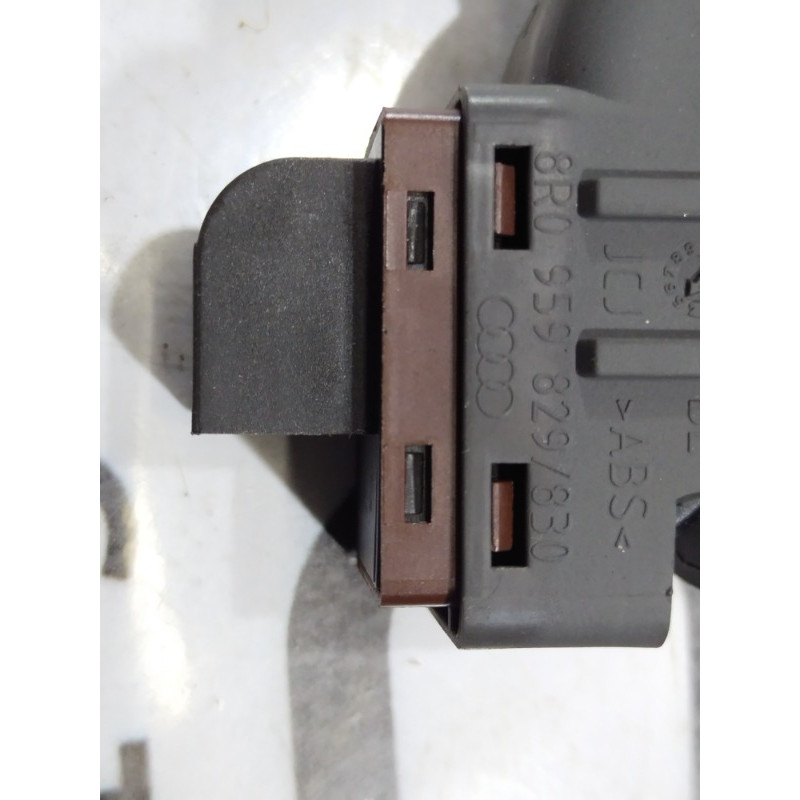 Кнопка открывания крышки багажника (электрика / кнопки) Audi Q5 8R 8k0959831a