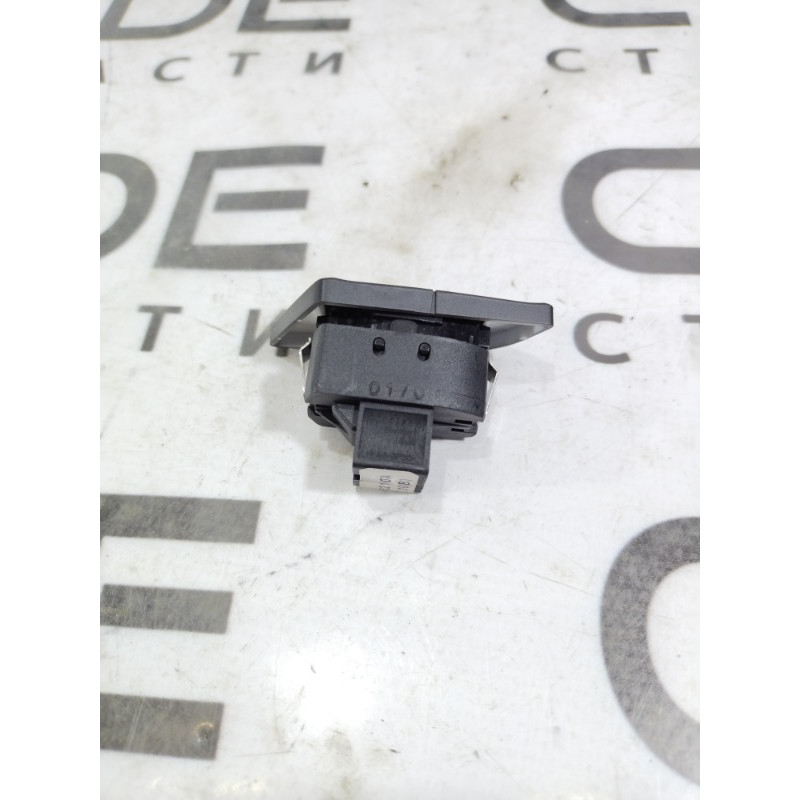 Кнопка блокировки центрального замка (электрика / кнопки) Audi Q5 8R 8r0962107a